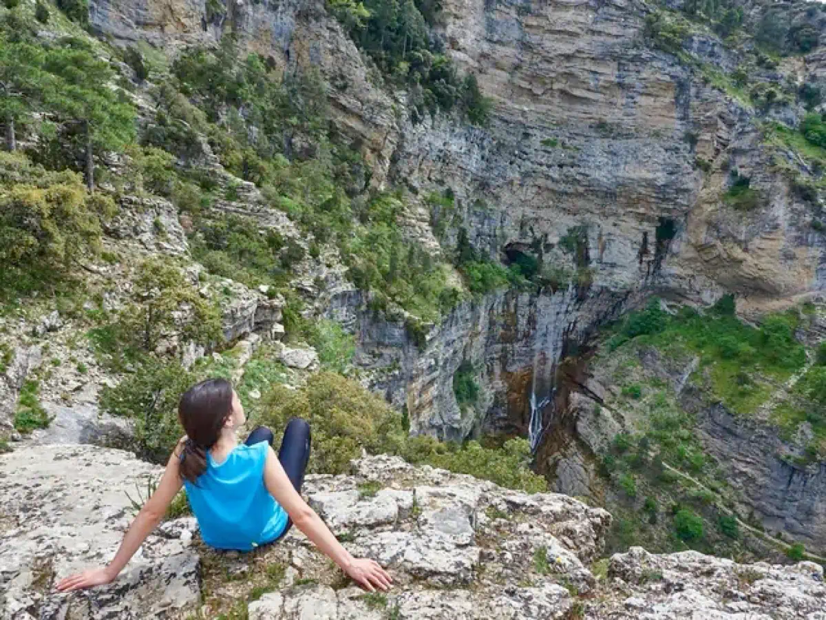 Día Mundial del Turismo SIERRA DEL SEGURA.CUEVA DE LOS CHORROS. Nacimiento del río Mundo. Riópar