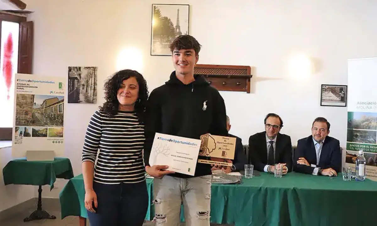 foto7 Ndp Entregados los premios de emprendimiento rural Tierra de Oportunidades de CaixaBank junto a la Asociación de Desarrollo Rural Molina de Aragón Alto Tajo