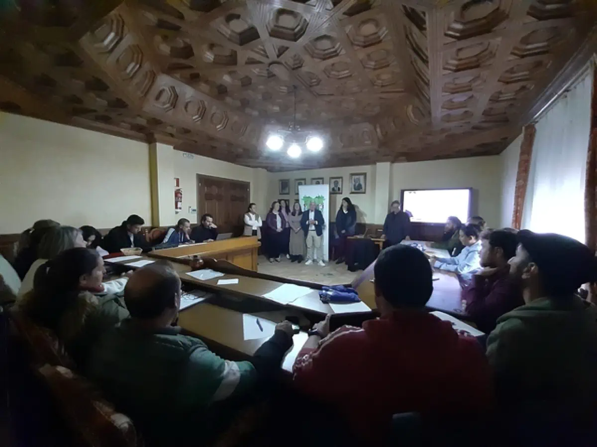 visita curso capacitación empresarial en Cuerva