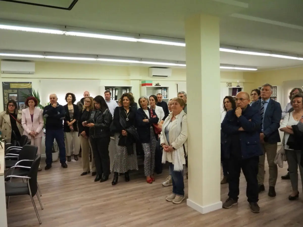 web Inauguración sede RECAMDER asistentes