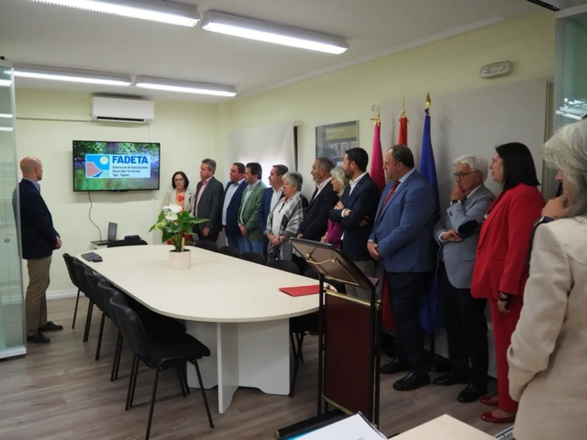 web Inauguración sede RECAMDER presentación nuevo logo FADETA