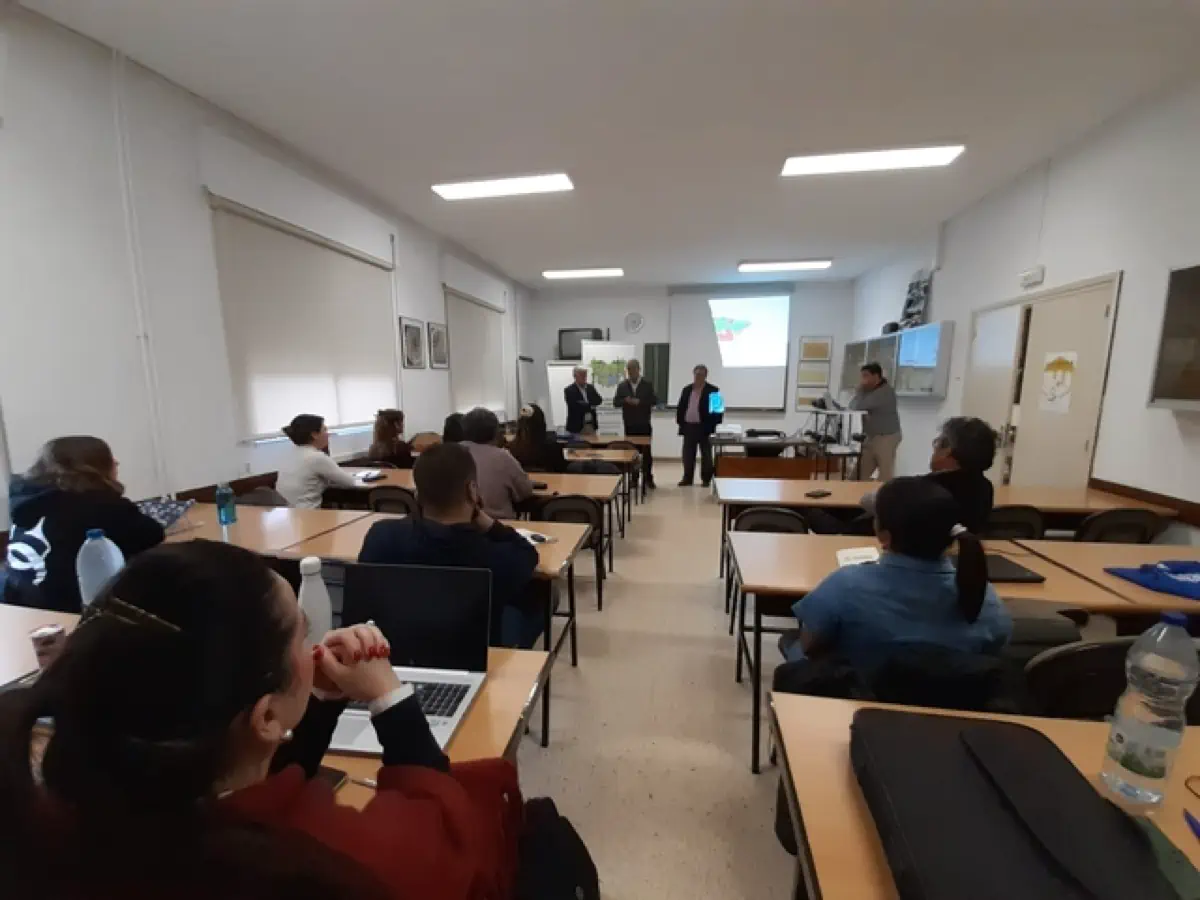 WhatsApp Image 2025 10 31 at 17.55.09