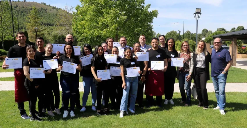 adel-ha-formado-a-23-cocineros-y-camareros-que-quieren-quedarse-en-la-sierra-norte