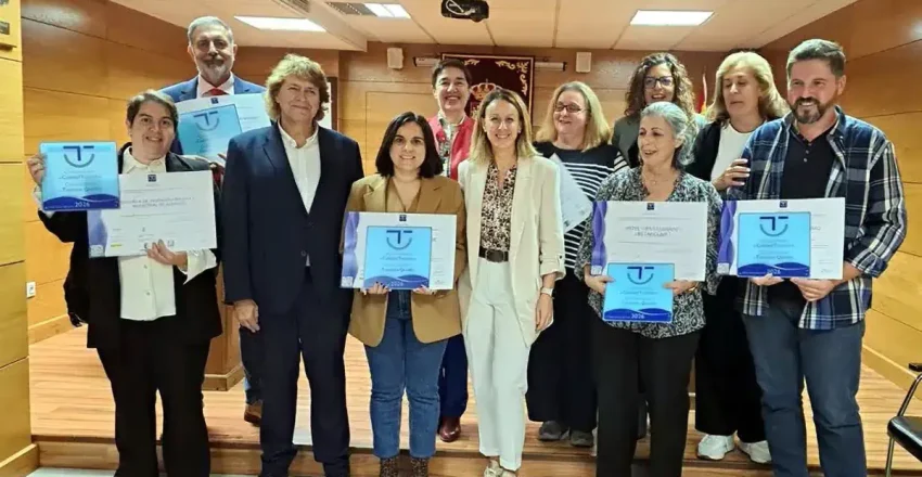 diez-empresas-y-entidades-de-almaden-y-chillon-reciben-el-distintivo-compromiso-de-calidad-turistica