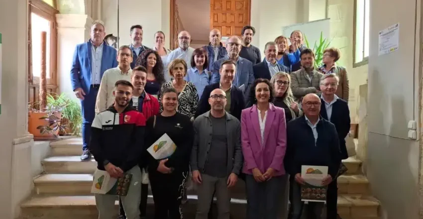 el-grupo-de-desarrollo-rural-monte-ibericocorredor-de-almansa-firma-22-contratos-de-ayudas-leader