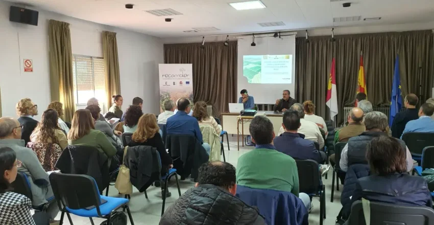 el-medio-rural-de-castilla-la-mancha-se-suma-al-reto-de-impulsar-los-suelos-agricolas-como-sumideros-de-co2