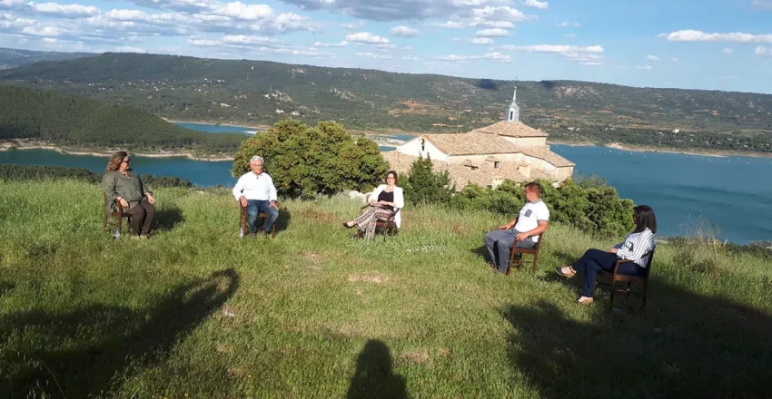 fadeta-debate-en-directo-desde-aunon-sobre-la-despoblacion-y-el-desarrollo-rural