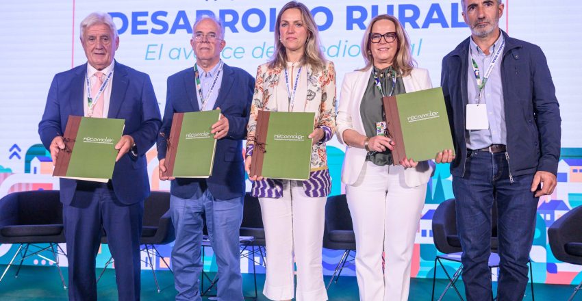 Grupos firmantes del Manifiesto