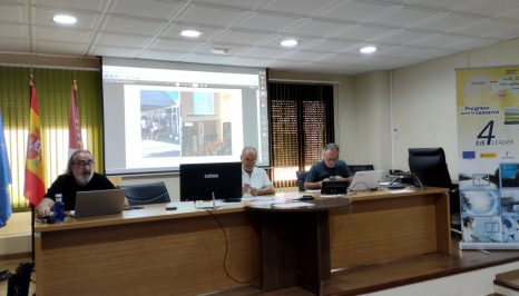 JD junio, presidente, gerente y técnico
