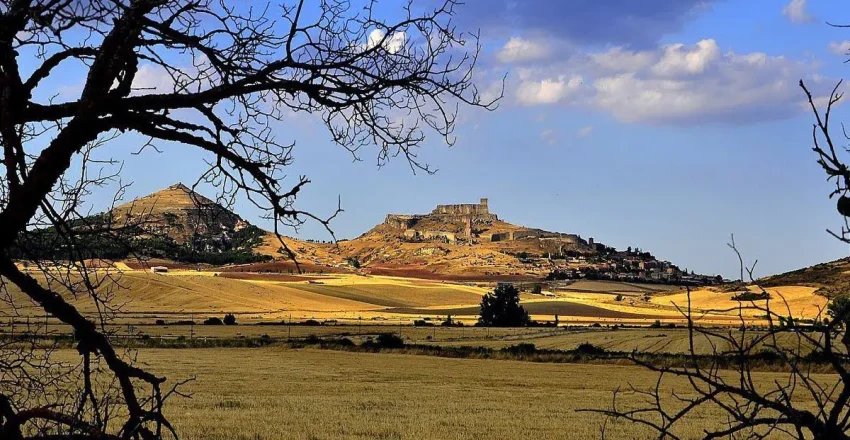 mas-de-500-personas-responden-a-la-llamada-de-auxilio-del-medio-rural-contra-la-despoblacion