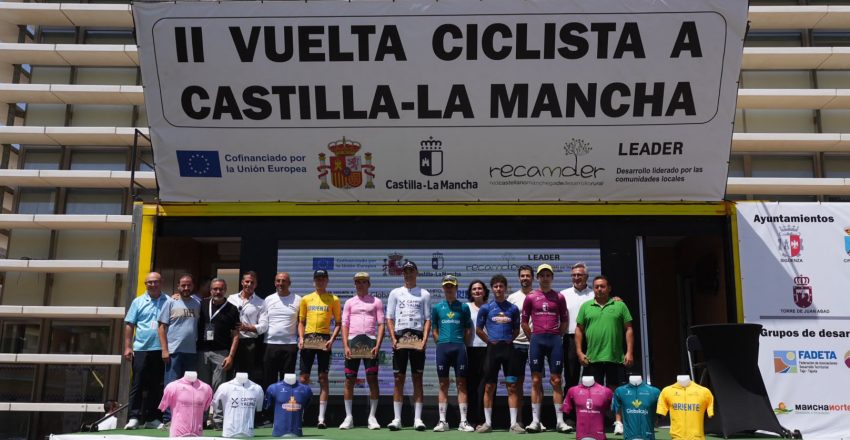 primera etapa masculina, ganadores junto a autoridades