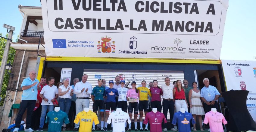 Primera etapa, podium meta ganadoras junto a autoridades