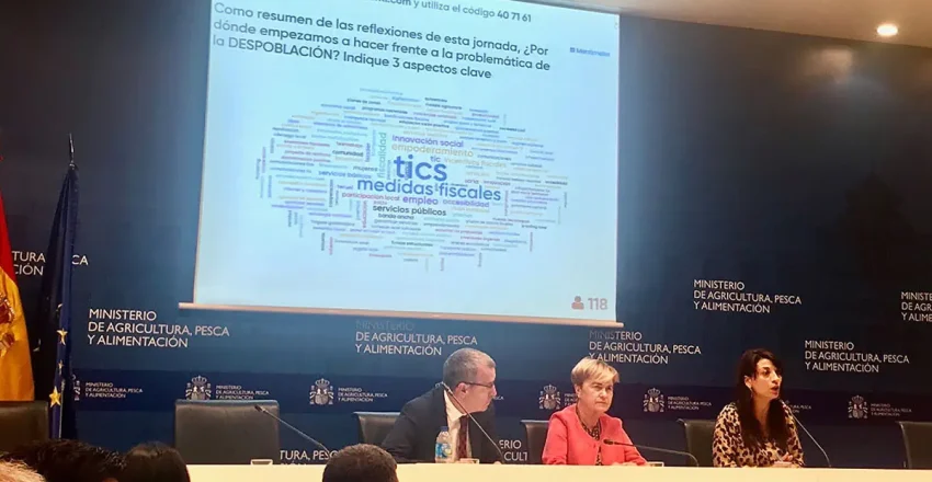 recamder-participo-en-la-primera-reunion-del-foro-nacional-de-despoblacion