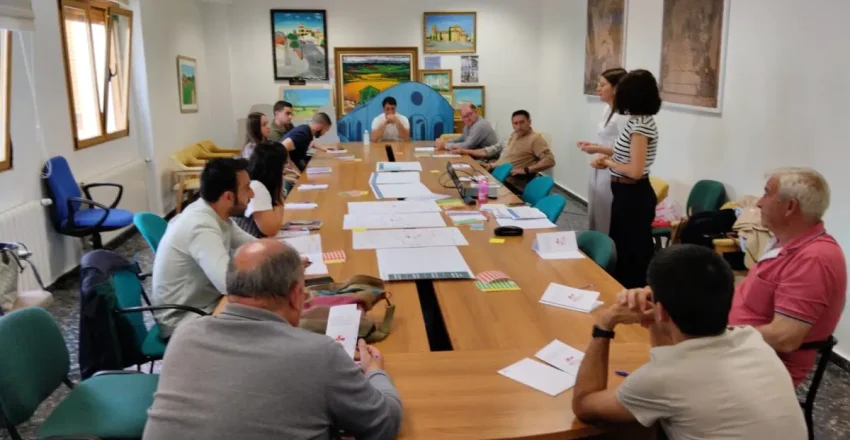 sacam-impulsa-la-participacion-comarcal-en-la-agenda-de-desarrollo-urbano-y-rural-con-una-primera-mesa-de-trabajo-en-balazote