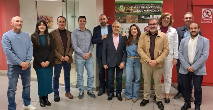 valle-de-alcudia-firma-cinco-contratos-de-ayudas-leader-por-un-importe-total-de-casi-162000-euros